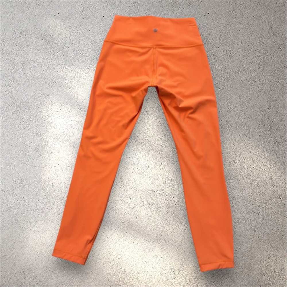 Lululemon Wunder Under Tight 25" - Picture 4 of 10
